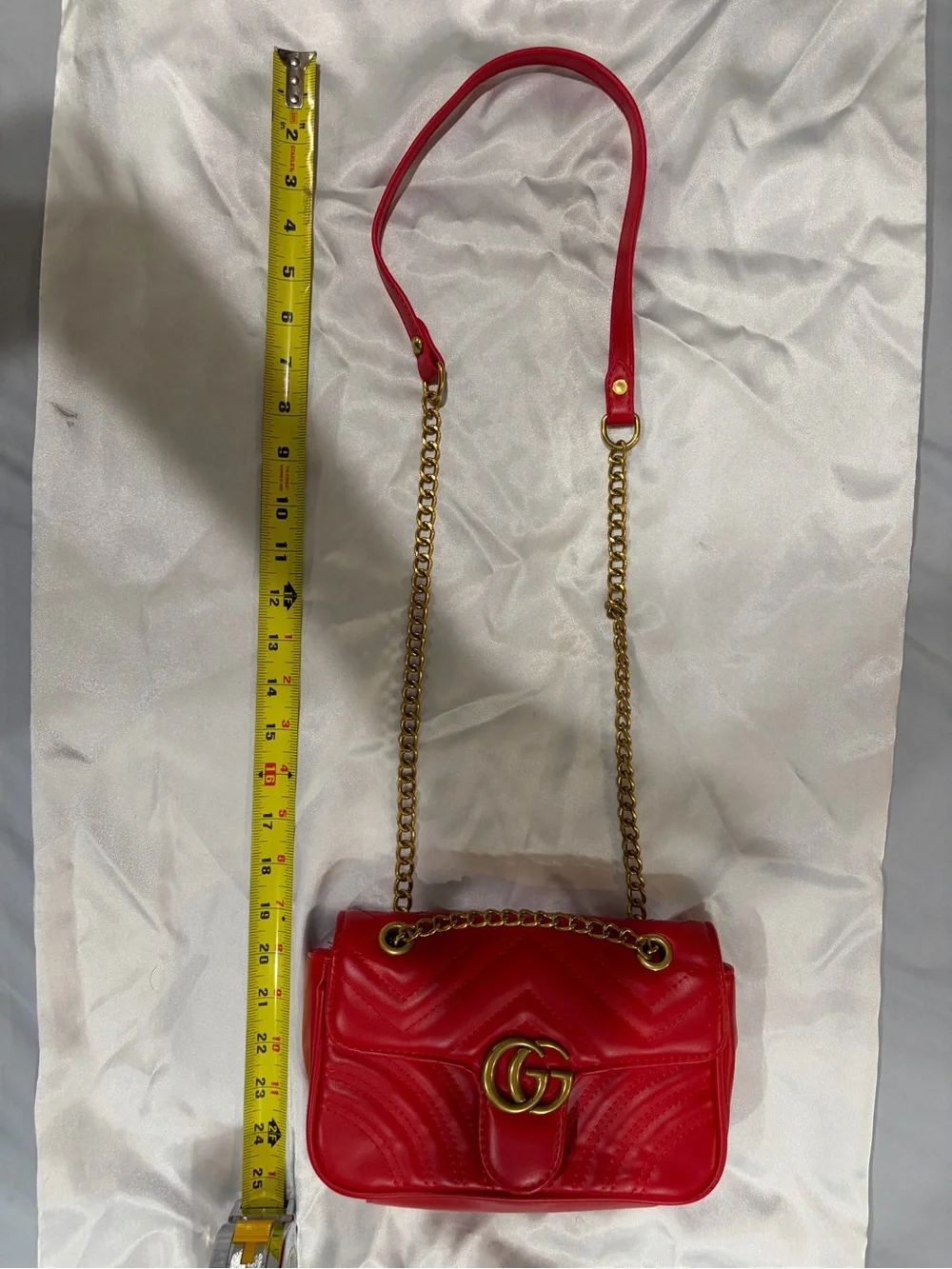 Gucci GG Marmont Matelasse red Crossbody with antique Gold tone hardware